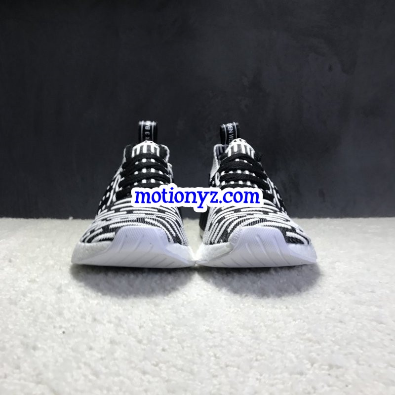 Adidas Originals NMD R2 Primeknit Collegiate Navy White